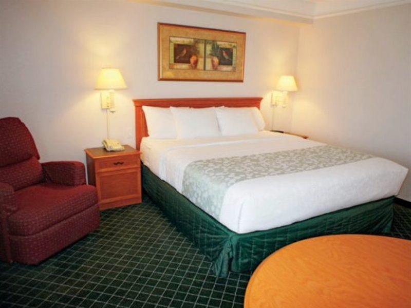 La Quinta By Wyndham Las Vegas Summerlin Tech Extérieur photo